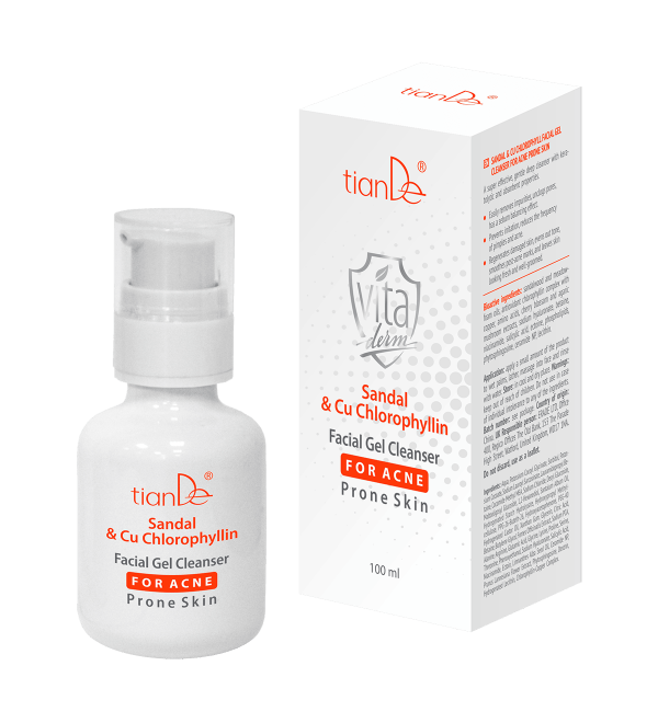  Gelinis veido prausiklis į spuogus linkusiai odai su sandalmedžiu ir Cu chlorofilu, 100 ml